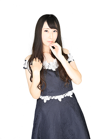 あやな